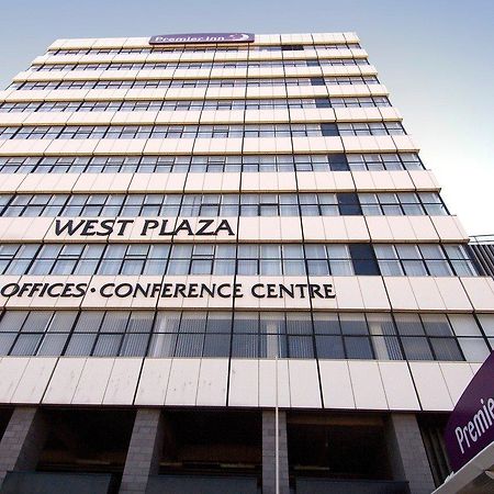 Premier Inn West Bromwich Central Екстер'єр фото