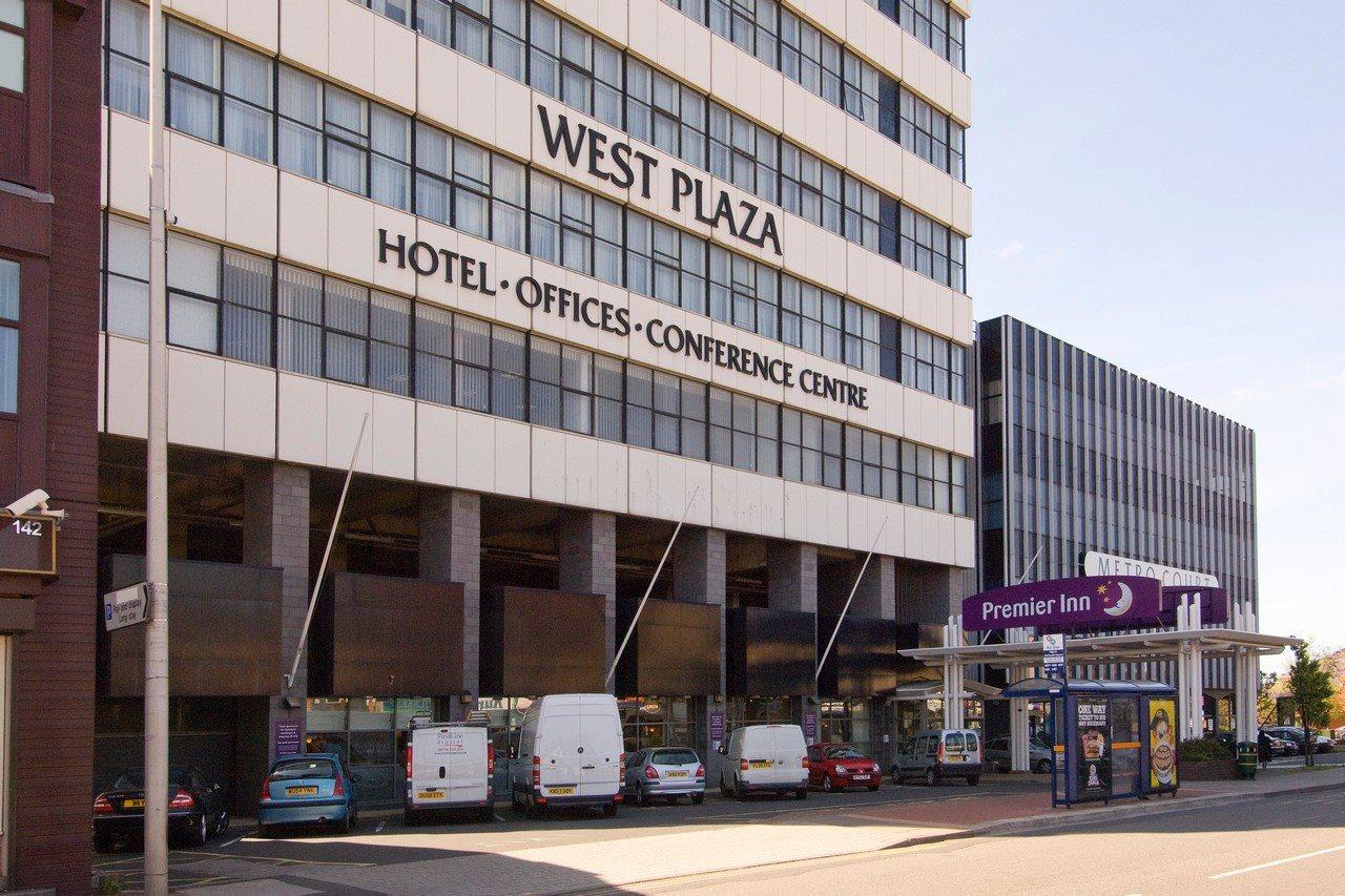 Premier Inn West Bromwich Central Екстер'єр фото
